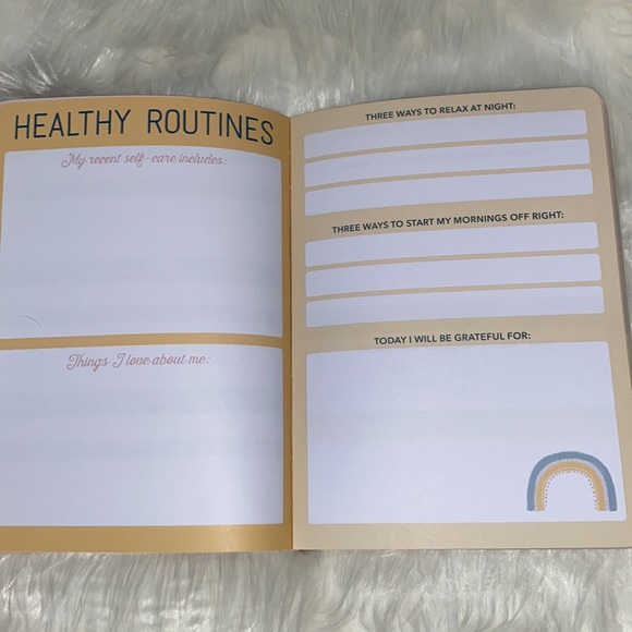 Molly & Rex Guided Journal with Assorted Full Color Page Goal Planner Journal - Picture 3 of 6